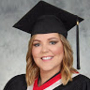 Meet your Posher, Leeann